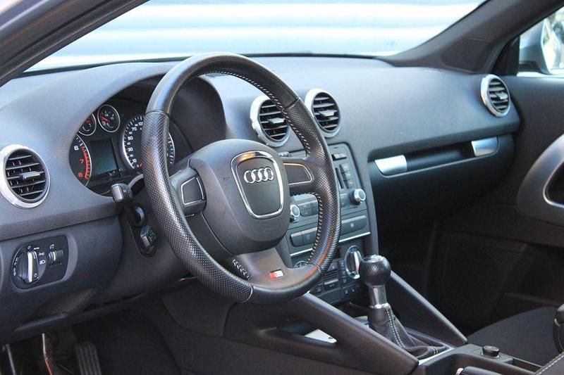 Gebraucht Audi A3 S-line plus 160 PS (117 kW) 2009 Silber Kleinwagen