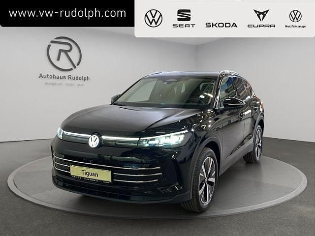 Neu VW Tiguan Elegance 204 PS (150 kW) 2025 Grenadillschwarz metallic SUV
