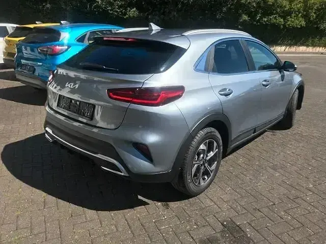 Neu Kia XCeed Exclusive 116 PS (85 kW) 2026 Silber SUV