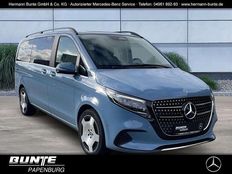 Vintageblau (blau) Gebraucht 2025 Mercedes V250 Avantgarde Van / Kleinbus | 74.775 € (Etwas zu teuer) - Bild 1/4