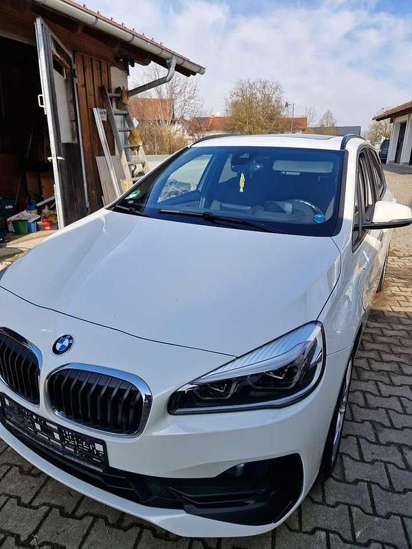 Gebraucht BMW 225 iPerformance 224 PS (164 kW) 2019 Weiß Kombi