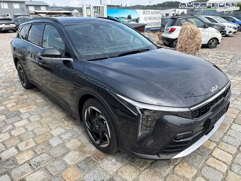 Neu Kia K4 179 PS (131 kW) 2026 Interstellargrau metallic Kombi