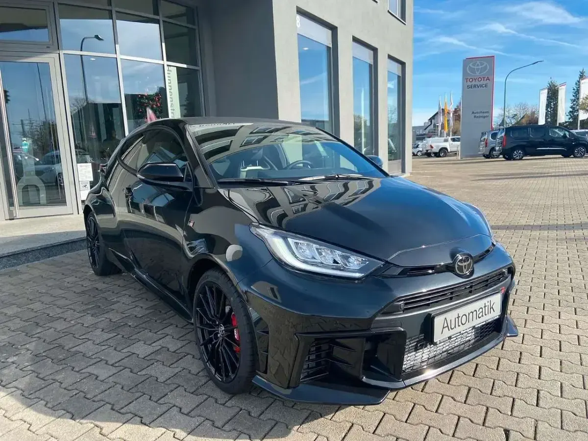 Gebraucht Toyota Yaris 280 PS (205 kW) 2024 Precious schwarz Coupé