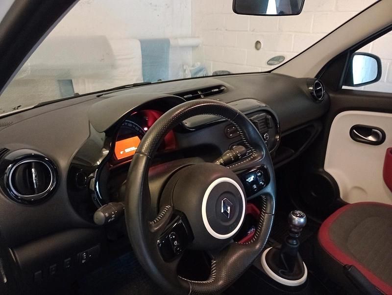 Gebraucht Renault Twingo 90 PS (66 kW) 2017 Weiß Kleinwagen