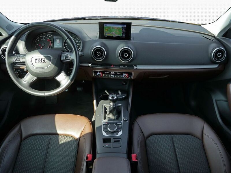 Gebraucht Audi A3 Sportback Design 150 PS (110 kW) 2014 Blau Kleinwagen