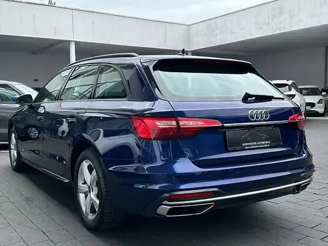 Second-hand Audi A4 Advanced Plus 163 CP (119 kW) 2021 Albastru Break