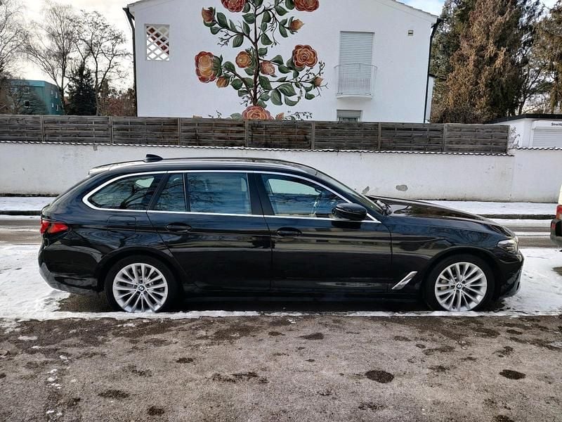 Gebraucht BMW 530e 292 PS (214 kW) 2021 Schwarz Kombi