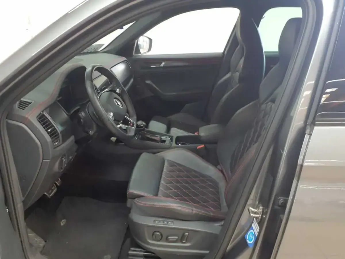 Gebraucht Skoda Kodiaq RS 245 PS (180 kW) 2023 Graphitgrau metallic SUV