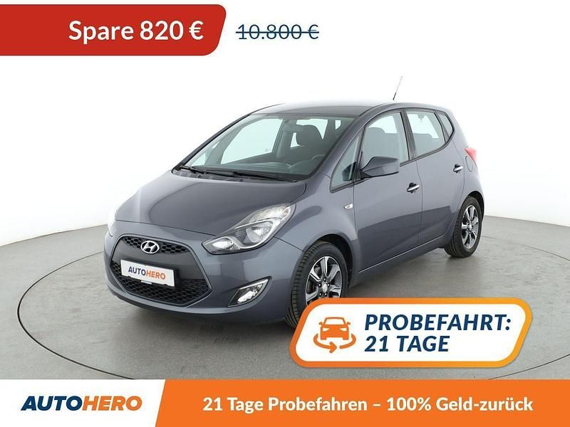Grau Gebraucht 2017 Hyundai ix20 Comfort Van / Kleinbus | 9.980 € (Fairer Preis) - Bild 1/3