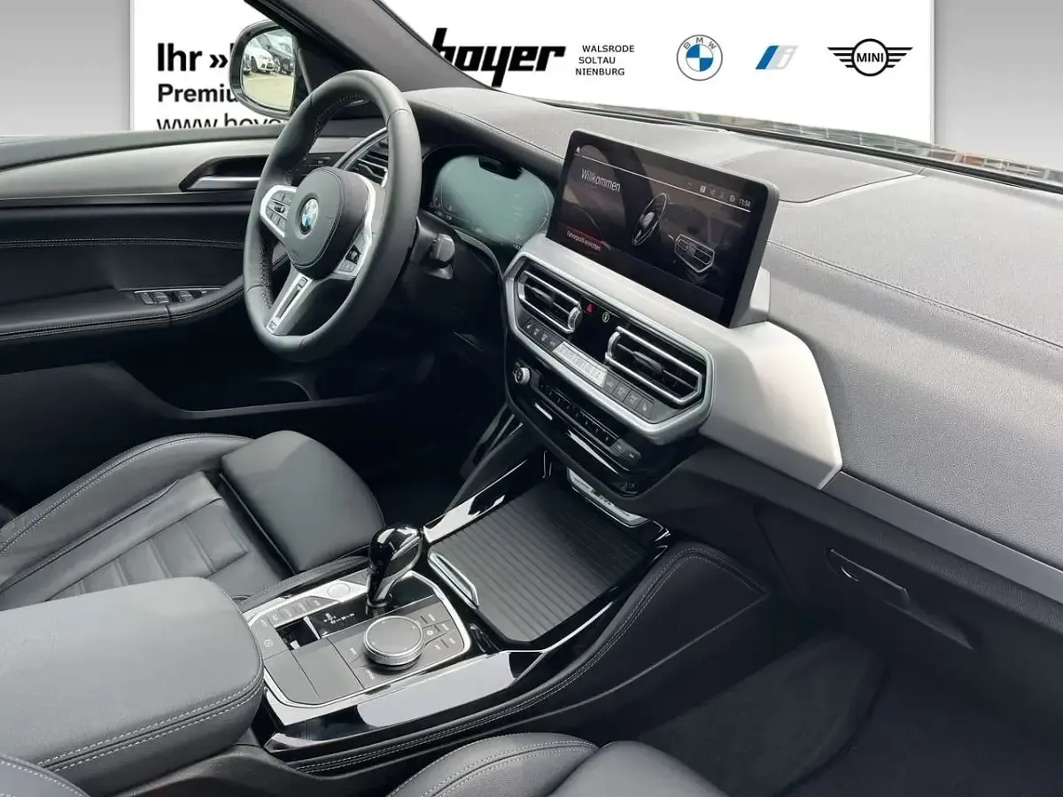 Gebraucht BMW X4 M 340 PS (250 kW) 2025 Sophistograu brillanteffekt SUV