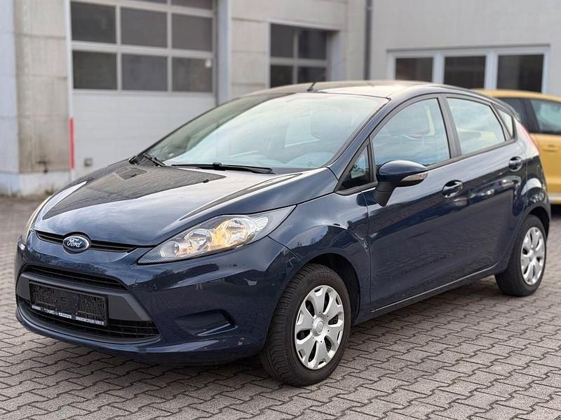 Gebraucht Ford Fiesta Trend 60 PS (44 kW) 2011 Blau Limousine