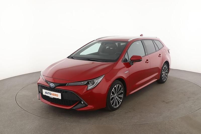 Rot Gebraucht 2021 Toyota Corolla Team Kombi | 20.480 € (Fairer Preis) - Bild 1/3