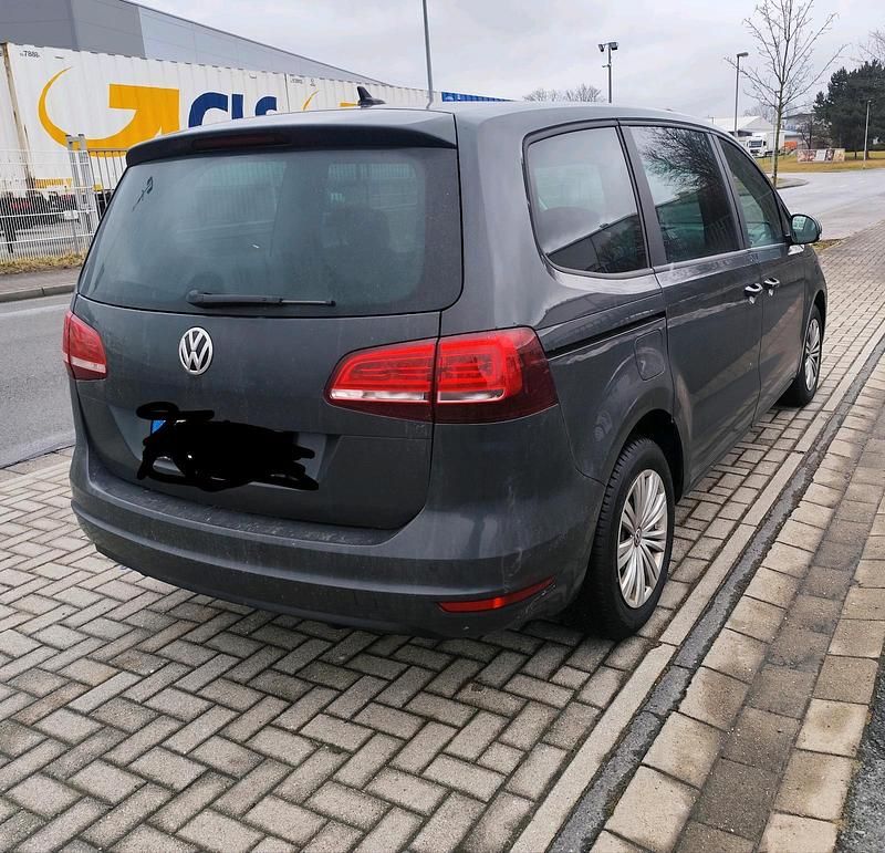 Gebraucht VW Sharan 150 PS (110 kW) 2018 Grau Van / Kleinbus