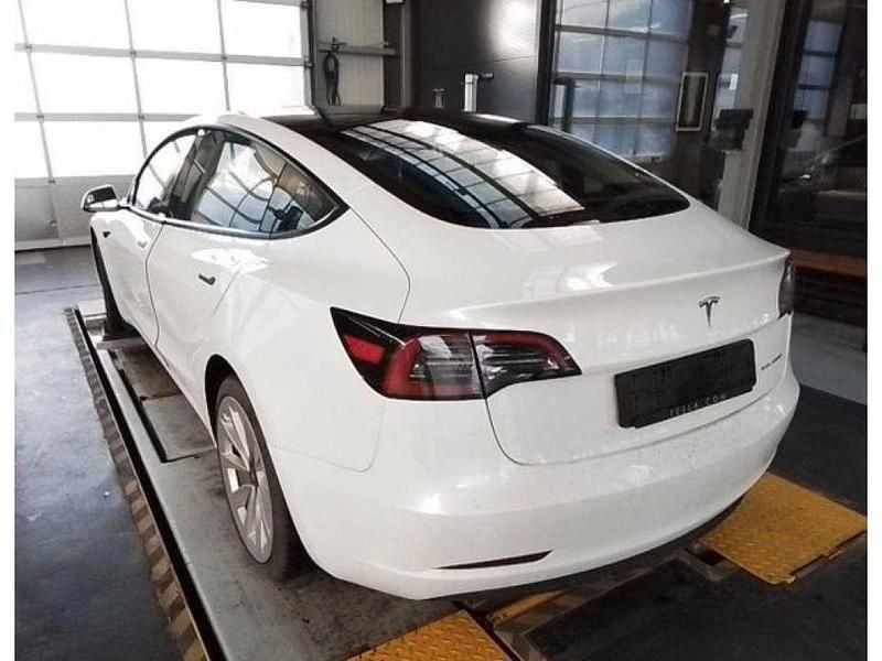 Gebraucht Tesla Model 3 366 kW (498 PS) 2023 Weiß metallic Limousine