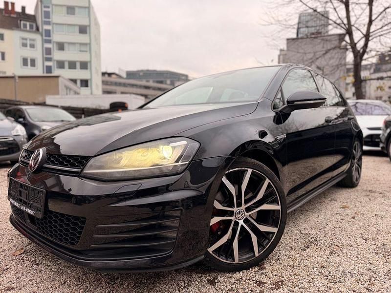 Schwarz Gebraucht 2015 VW Golf GTD Limousine | 12.950 € (Guter Preis) - Bild 1/4