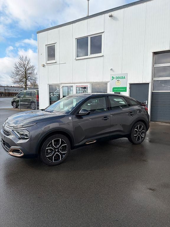 Gebraucht Citroën e-C4 100 kW (136 PS) 2023 Grau Limousine