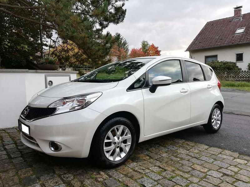 Weiß Gebraucht 2016 Nissan Note Van / Kleinbus | 8.500 € (Fairer Preis) - Bild 1/4
