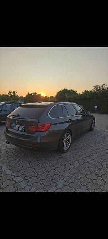 Gebraucht BMW 325 218 PS (160 kW) 2014 Braun Kombi