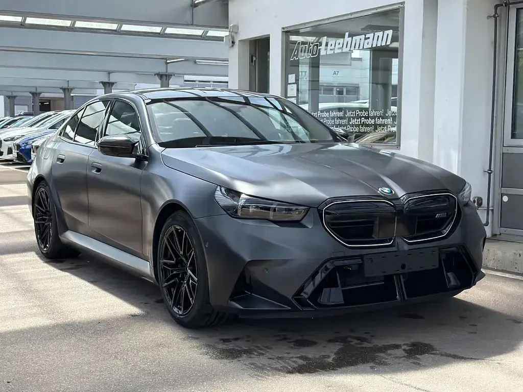 Neu BMW M5 Performance 727 PS (534 kW) 2026 Grau Limousine