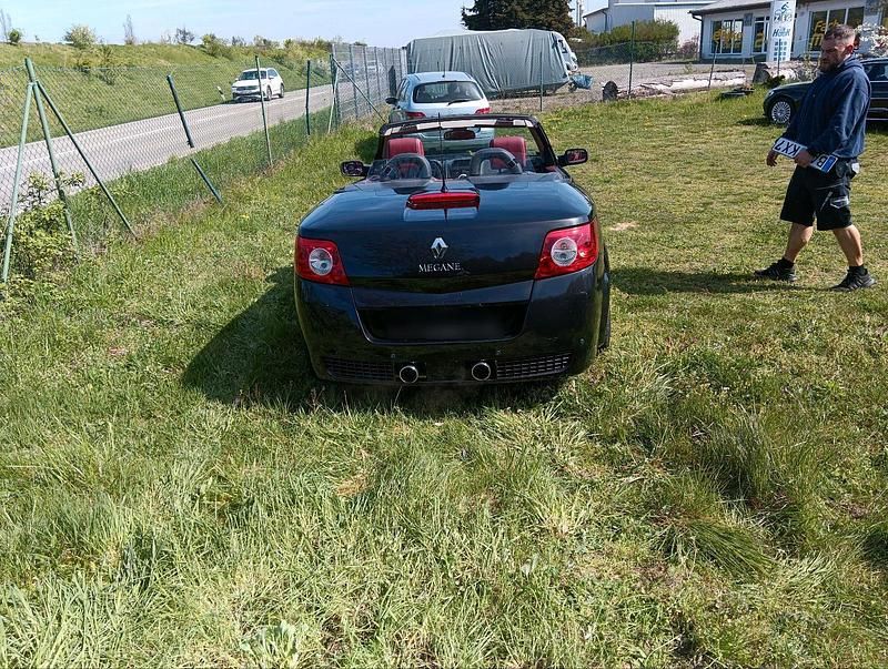 Gebraucht Renault Mégane Cabriolet 135 PS (99 kW) 2004 Schwarz Cabrio
