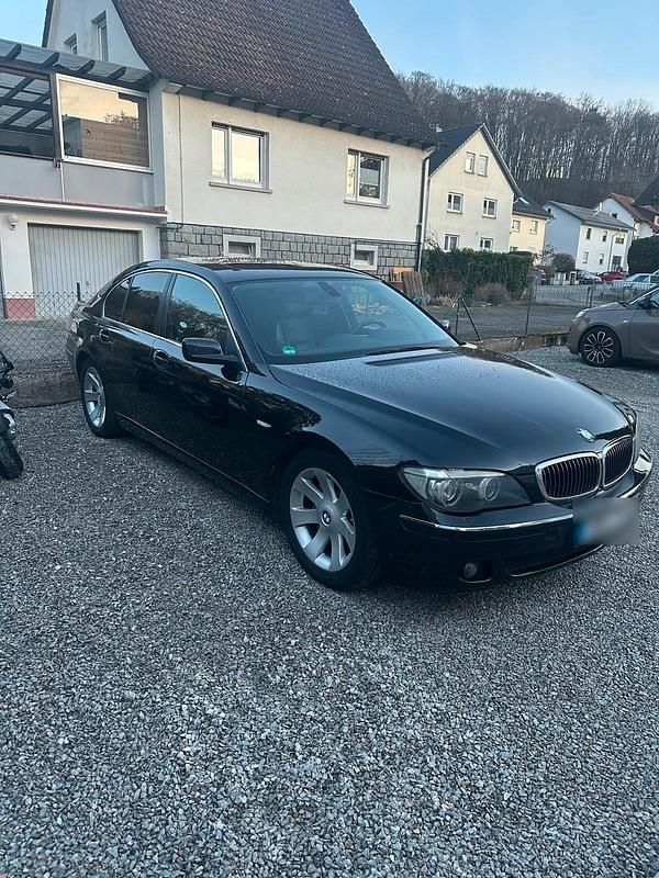 Gebraucht BMW 730 231 PS (169 kW) 2005 Schwarz Limousine