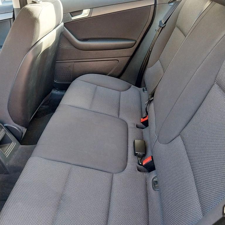 Gebraucht Audi A3 Ambiente 125 PS (91 kW) 2010 Blau Kleinwagen