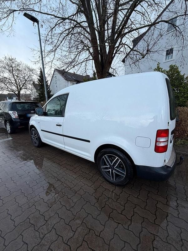 Gebraucht VW Caddy 105 PS (77 kW) 2010 Weiß Van / Kleinbus