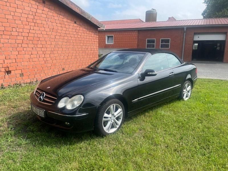 Schwarz Gebraucht 2008 Mercedes CLK280 Avantgarde Cabrio | 9.100 € (Fairer Preis) - Bild 1/4