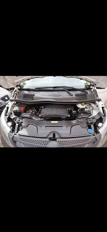 Weiß Gebraucht 2017 Mercedes Vito Van / Kleinbus | 11.000 € (Superpreis) - Bild 1/4