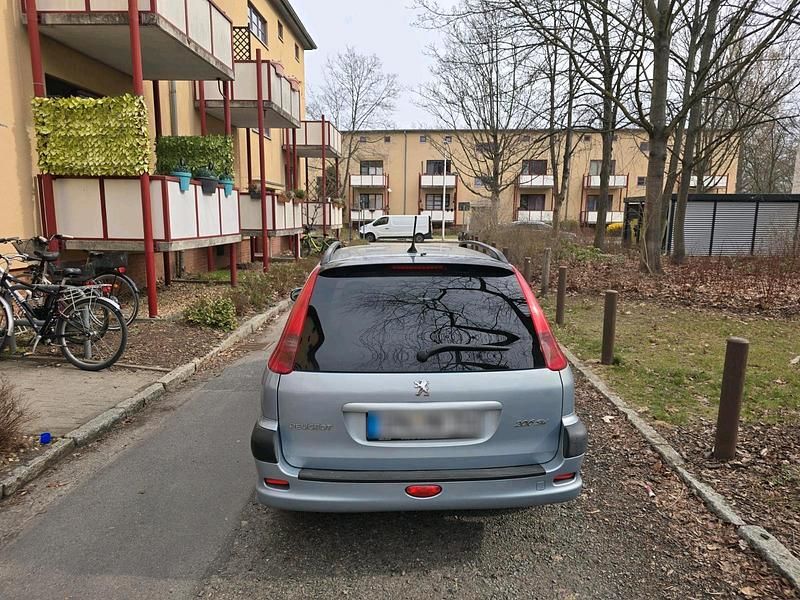 Gebraucht Peugeot 206 75 PS (55 kW) 2003 Blau Kombi