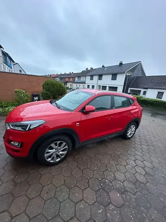 Gebraucht Hyundai Tucson Premium 136 PS (100 kW) 2020 Rot SUV