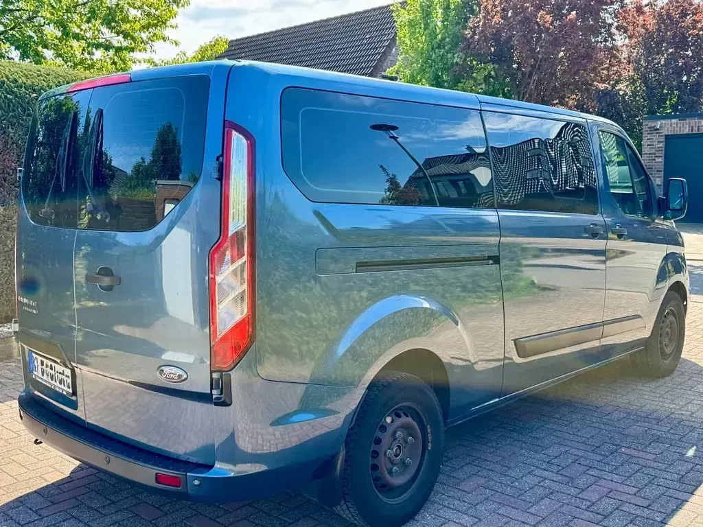 Second-hand Ford Transit Custom 131 CP (96 kW) 2020 Albastru Berlinǎ