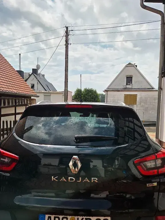 Gebraucht Renault Kadjar Experience 110 PS (80 kW) 2016 Schwarz SUV