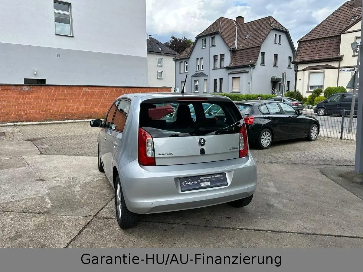 Gebraucht Skoda Citigo Elegance 60 PS (44 kW) 2014 Silber Kleinwagen
