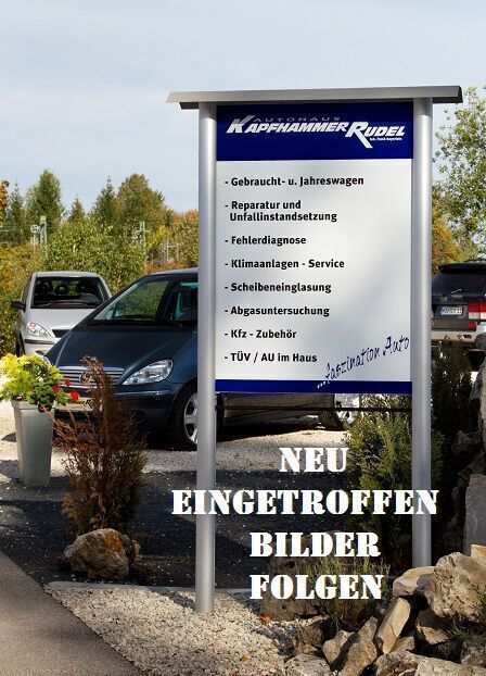 Weiß Gebraucht 2011 Mercedes C180 AMG line Kombi | 13.900 € (Teuer) - Bild 1/3