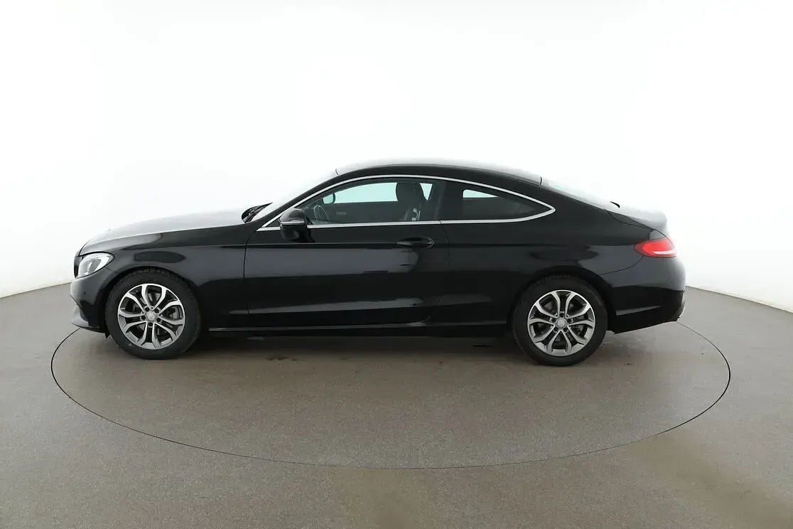 Gebraucht Mercedes C200 184 PS (135 kW) 2016 Schwarz Coupé