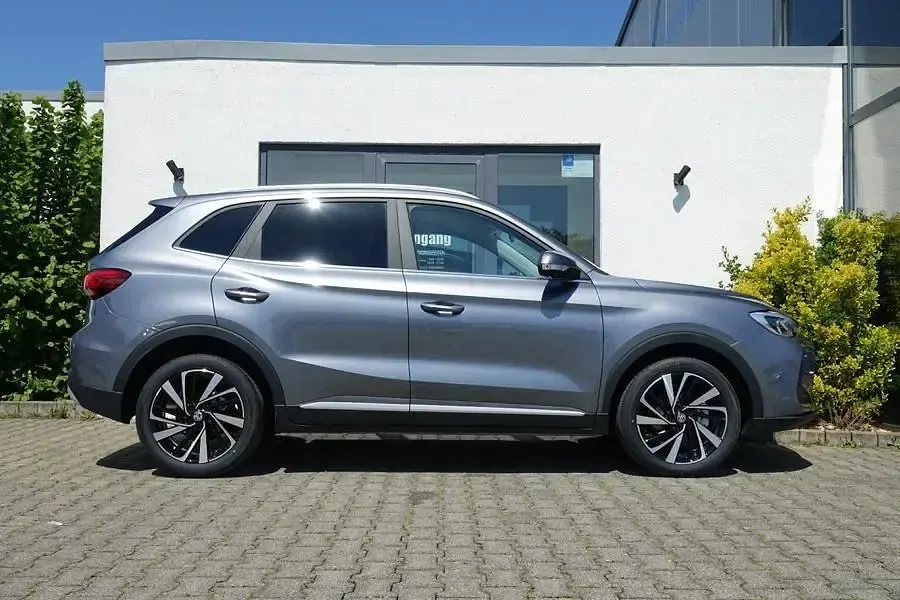 Neu MG ZS Luxury 197 PS (144 kW) 2026 Hampstead grey SUV