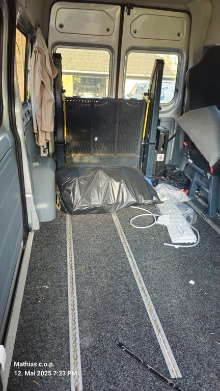 Usata Ford Transit 86 CV (63 kW) 2011 Grigio Monovolume