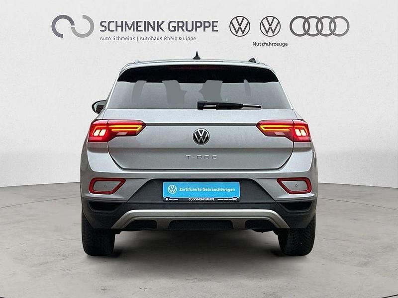 Gebraucht VW T-Roc Life 110 PS (80 kW) 2022 Pyrit silber metallic SUV