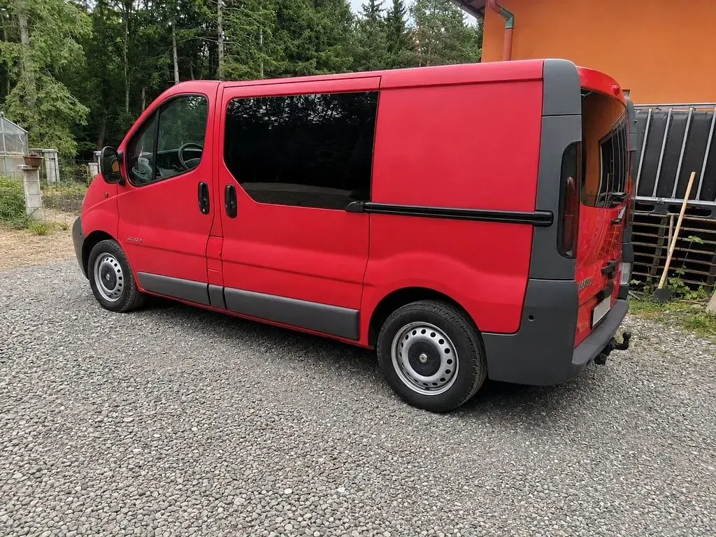 Gebraucht Renault Trafic 135 PS (99 kW) 2006 Rot Van / Kleinbus