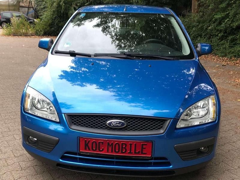 Gebraucht Ford Focus 101 PS (74 kW) 2007 Blau Kleinwagen