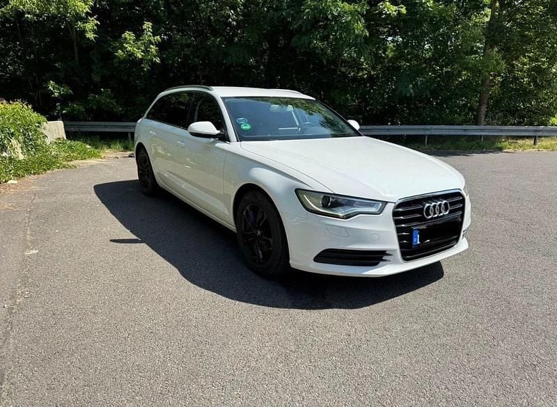 Gebraucht Audi A6 177 PS (130 kW) 2012 Weiß Kombi