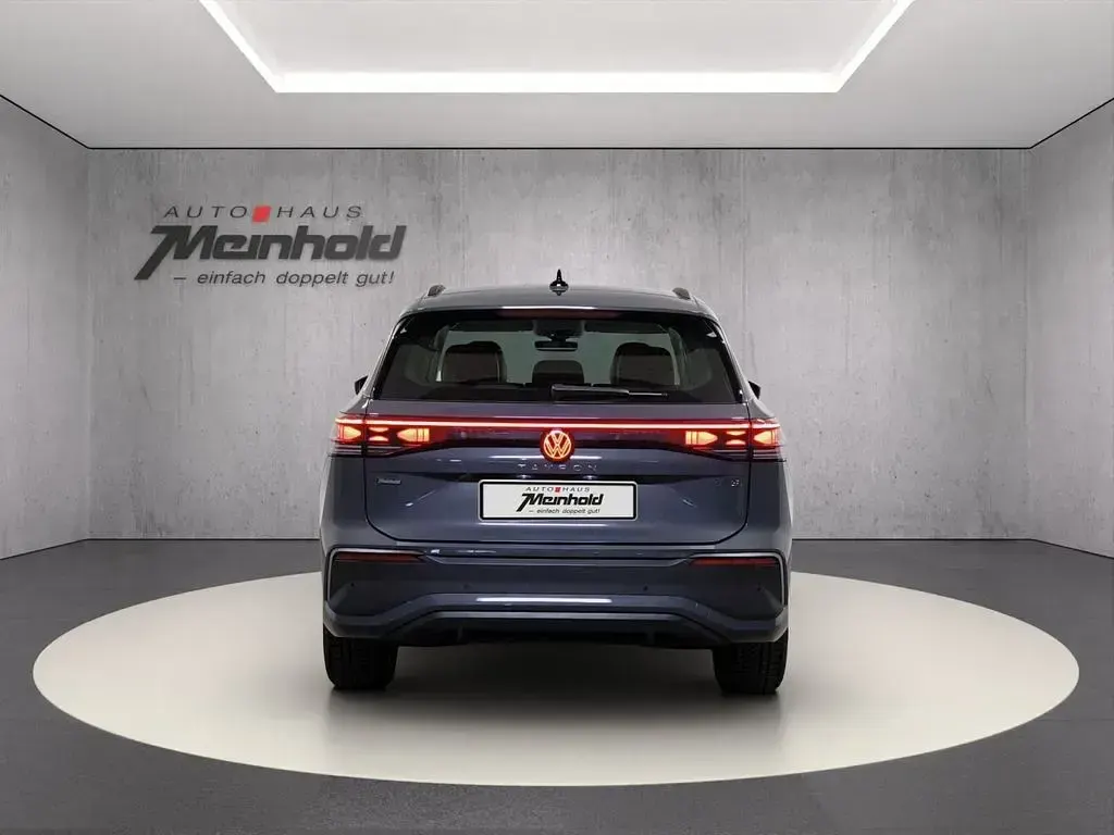 Gebraucht VW Tayron Life 150 PS (110 kW) 2025 Delfingrau metallic SUV