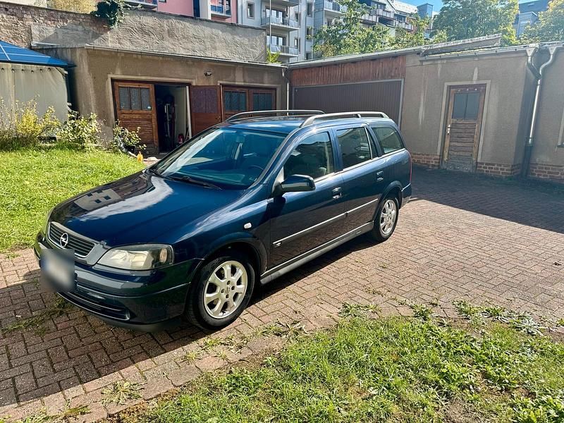 Blau Gebraucht 2002 Opel Astra Kombi | 2.300 € (Teuer) - Bild 1/4