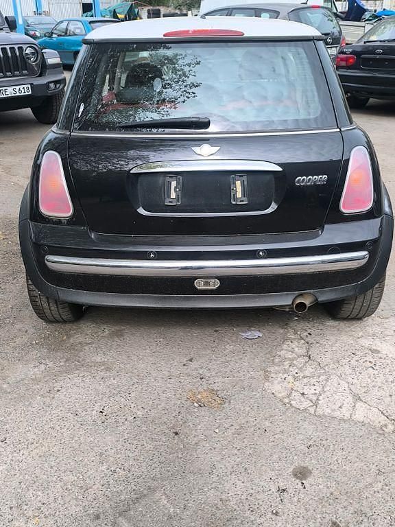 Usado Mini Cooper 116 HP (85 kW) 2003 Preto Citadino