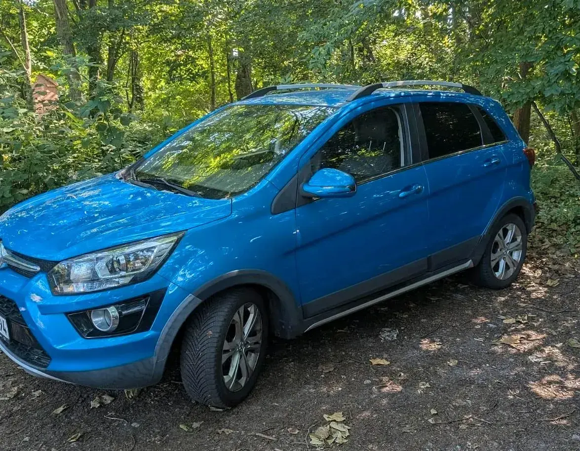 Gebraucht Baic X25 110 PS (80 kW) 2017 Blau SUV
