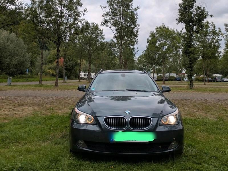 Andere farben Gebraucht 2010 BMW 525 Kombi | 6.900 € (Fairer Preis) - Bild 1/4