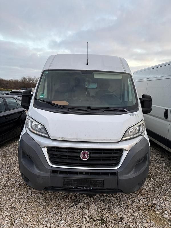 Weiß Gebraucht 2014 Fiat Ducato Van | 6.000 € (Guter Preis) - Bild 1/4