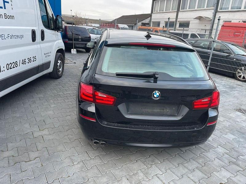 Gebraucht BMW 525 204 PS (150 kW) 2010 Schwarz Kombi