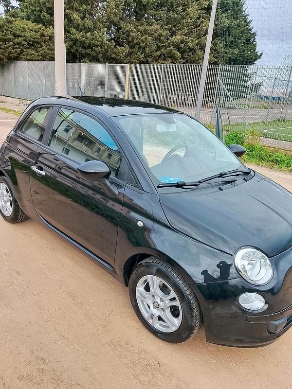 Gebraucht Fiat 500 69 PS (50 kW) 2010 Schwarz Kleinwagen